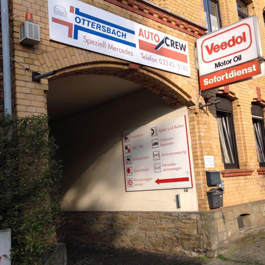 Eingang der Werkstatt Ottersbach